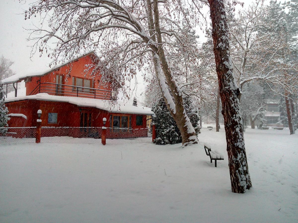 S' Centro - Park Apartments Kraljevo Eksteriør billede